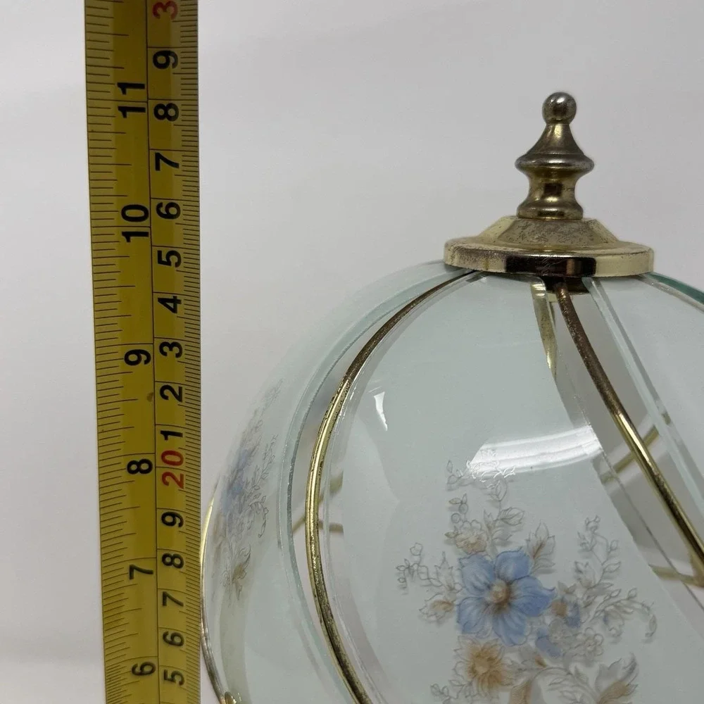 Vintage Hollywood Regency Table Lamp Segmented Curved Glass Shade 3- Way Touch